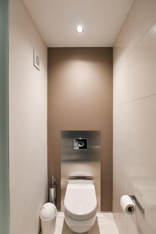 Luxury Central Penthouse With Sauna, Terrace, 250M2, 5Bdrm, 3Bthrm プラハ エクステリア 写真
